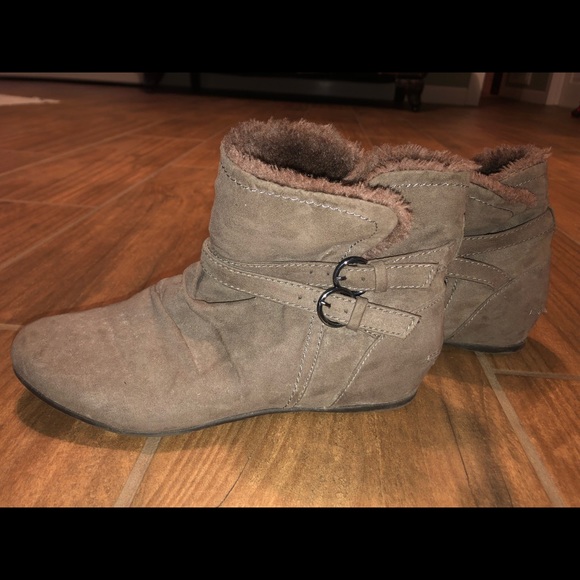 Booties - Picture 2 of 4